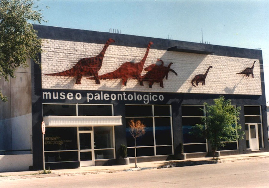 Primer edificio del MEF