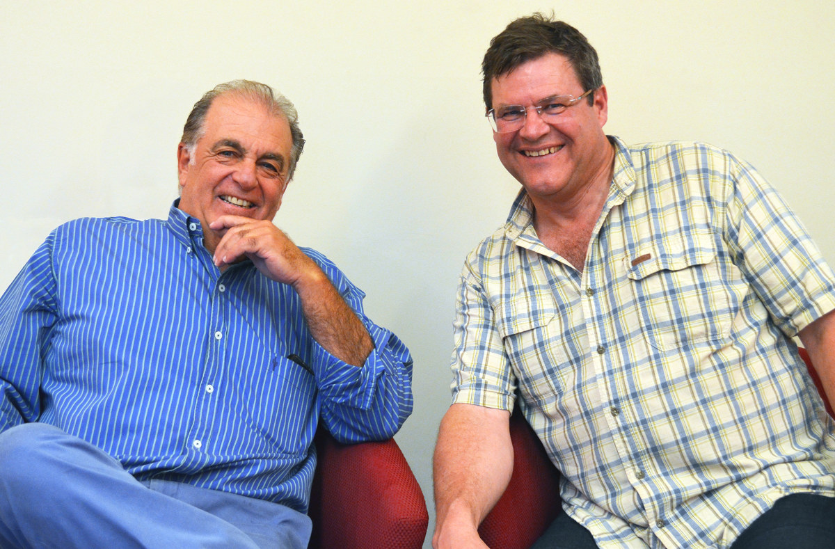 Dr. Rubén Cúneo y Dr. Kirk Johnson